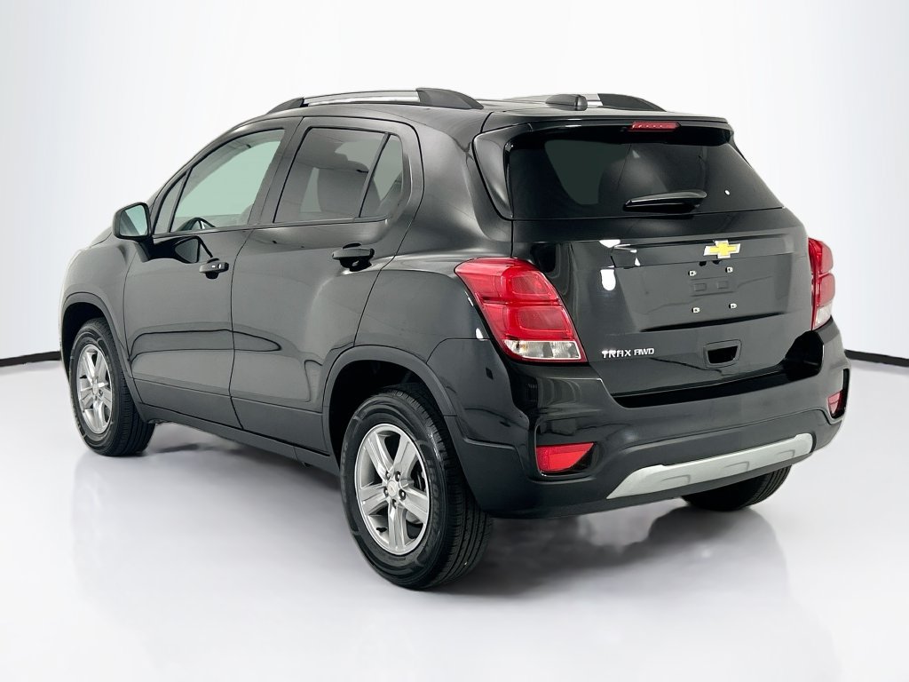 Used 2022 Chevrolet Trax LT w/ LT Convenience Package AWD/4WD image 7