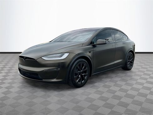 Used 2022 Tesla Model X image 3