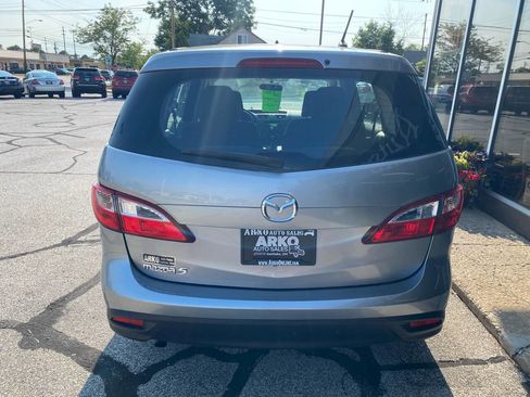 Used 2014 MAZDA MAZDA5 Sport image 8