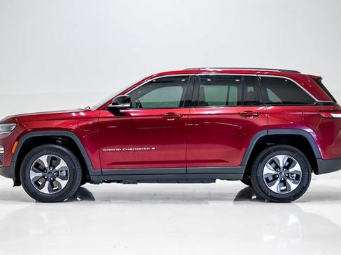Certified 2022 Jeep Grand Cherokee Limited 4xe AWD/4WD image 31