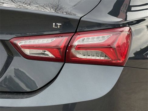 Certified 2021 Chevrolet Malibu LT image 7