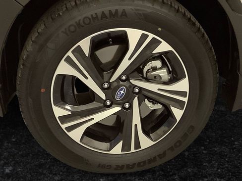 Certified 2025 Subaru Crosstrek 2.0i Premium image 26