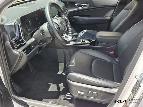 Certified 2024 Kia Sportage EX FWD image 10