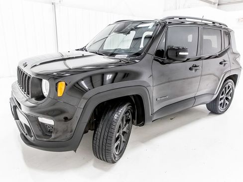 Used 2022 Jeep Renegade Altitude AWD/4WD image 2