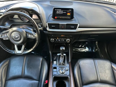 Used 2017 MAZDA MAZDA3 Touring image 14