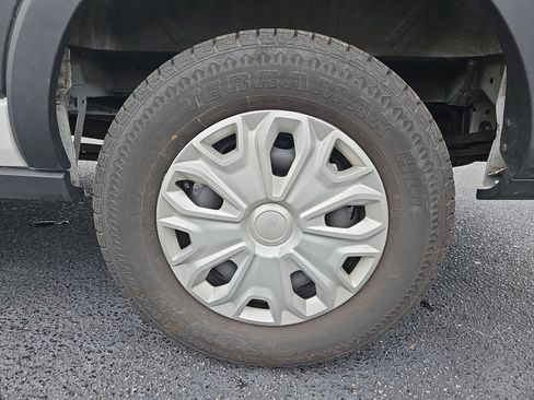 Used 2024 Ford Transit 350 XLT RWD image 9