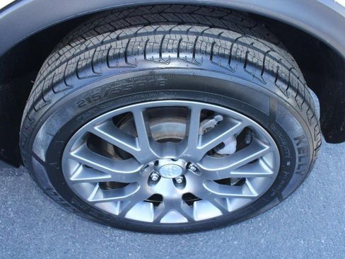 Used 2019 Buick Encore Sport Touring image 7