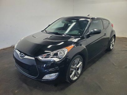 Used 2013 Hyundai Veloster w/ Style Pkg