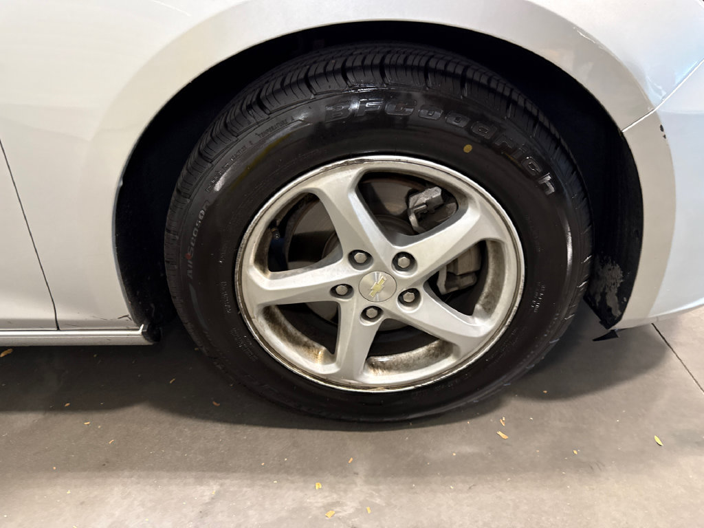 Used 2018 Chevrolet Malibu LS FWD image 15