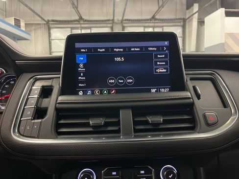 Used 2021 Chevrolet Tahoe RST w/ Luxury Package image 27