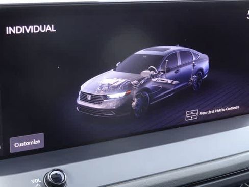Used 2024 Honda Accord Sport image 30