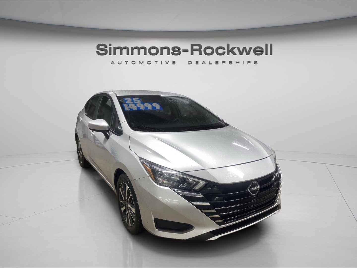 Used 2025 Nissan Versa SV FWD image 7