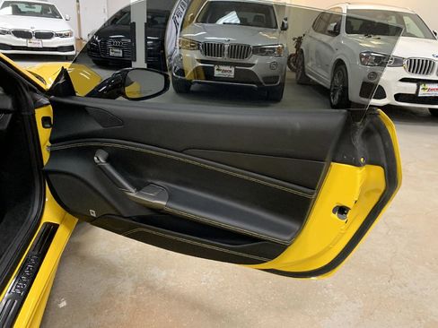 Used 2017 Ferrari 488 Spider image 37