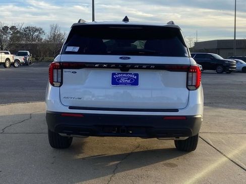 New 2026 Ford Explorer Active image 3