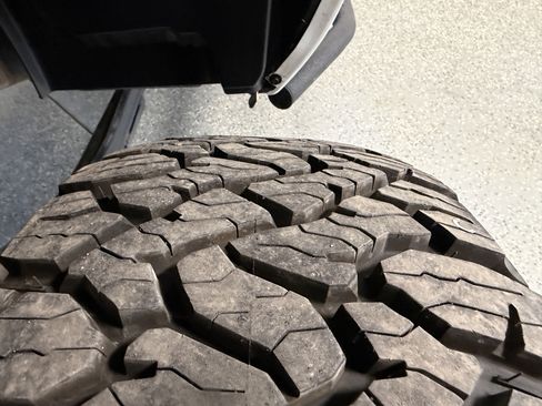 Used 2016 RAM 2500 SLT image 30