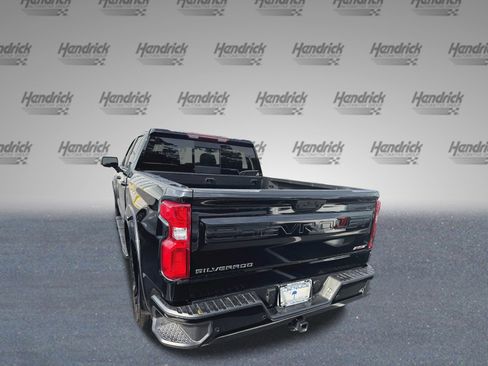 Used 2025 Chevrolet Silverado 1500 RST w/ Convenience Package II RWD image 8