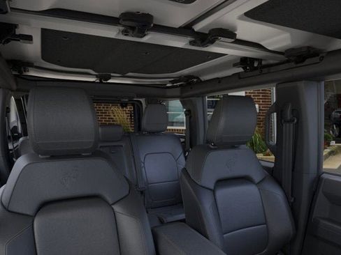 New 2025 Ford Bronco Badlands w/ Sasquatch Package image 37