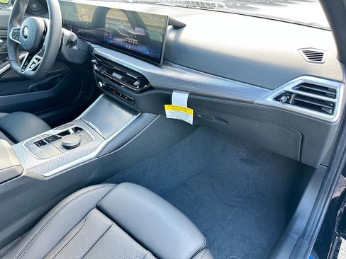 New 2026 BMW 330i Sedan w/ M Sport Package image 24