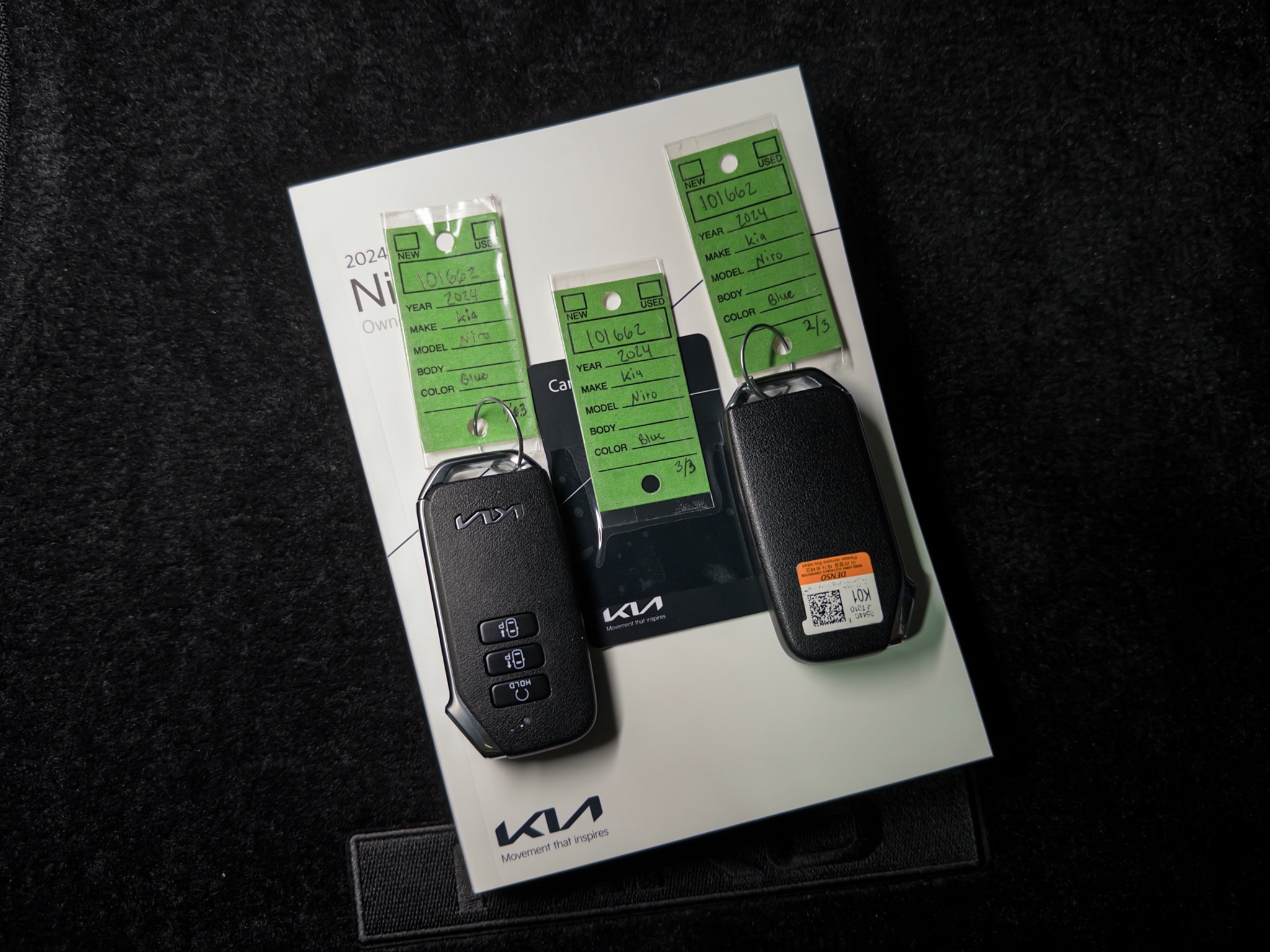 Used 2024 Kia Niro Wave w/ Wave Preserve Package FWD image 23