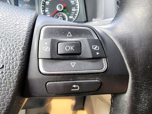 Used 2012 Volkswagen Eos Lux image 38