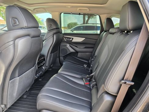 Certified 2023 Acura MDX FWD w/ Technology Package image 14