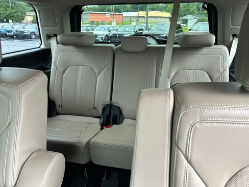 Used 2023 Ford Expedition Limited AWD/4WD image 19