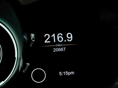 Used 2020 Aston Martin V8 Vantage Coupe image 63