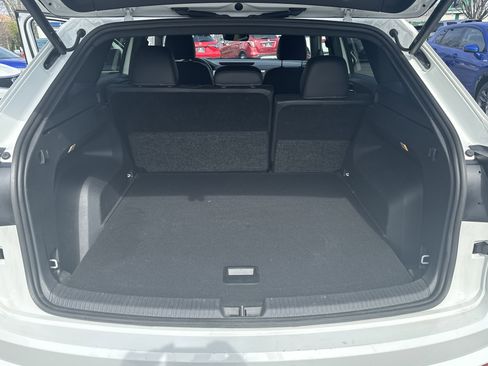 Used 2023 Volkswagen Atlas Cross Sport SE w/ Black Wheel Package image 23