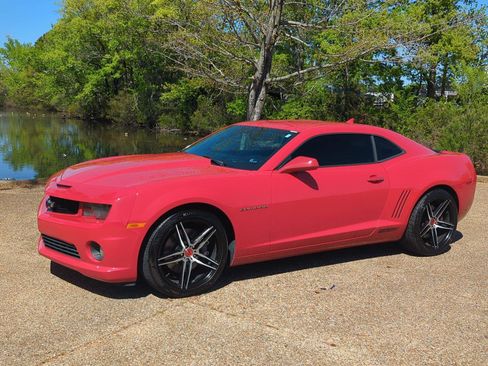 Used 2012 Chevrolet Camaro SS w/ RS Package image 8