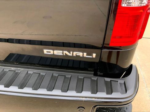 Used 2015 GMC Sierra 1500 Denali RWD image 10