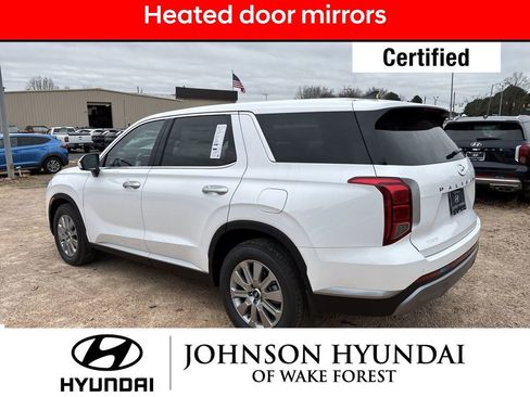 Used 2025 Hyundai Palisade SE image 11