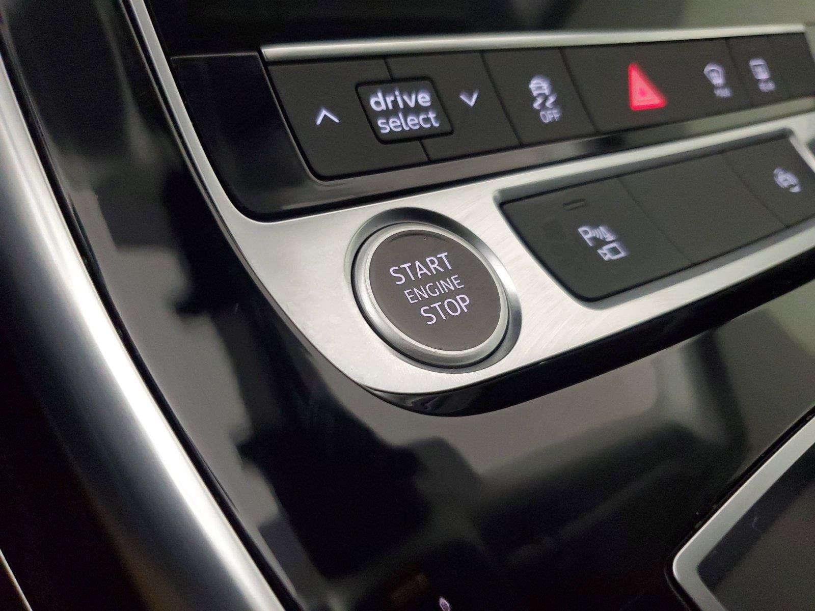 Used 2023 Audi Q8 Premium w/ Convenience Package AWD/4WD image 33
