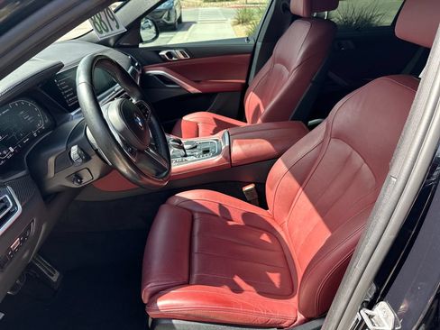 Used 2022 BMW X6 M50i w/ Premium Package AWD/4WD image 23