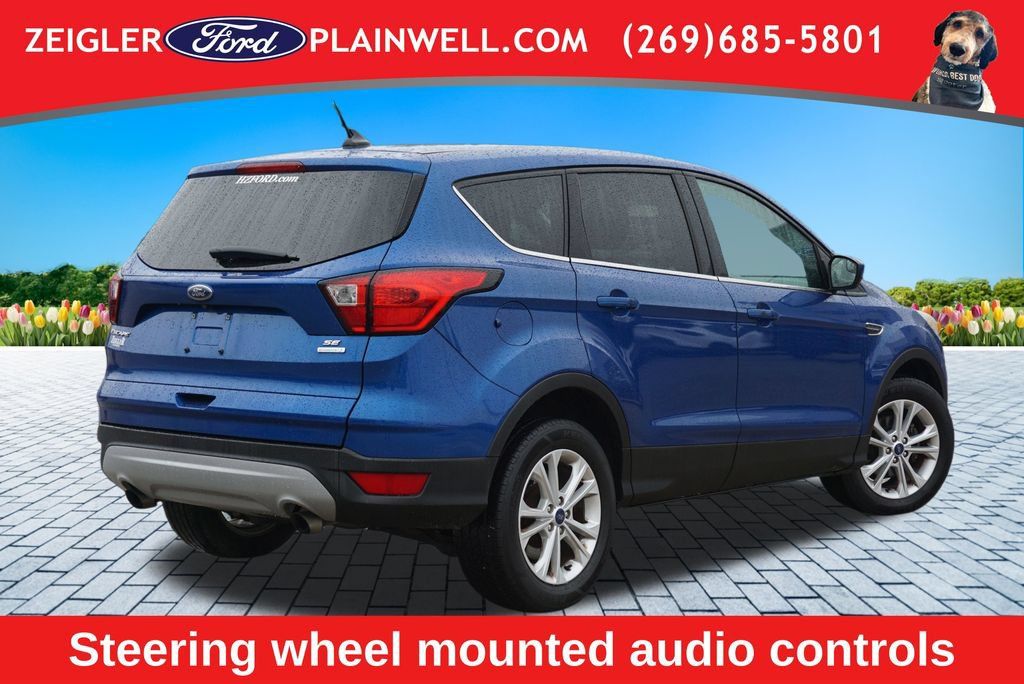 Used 2019 Ford Escape SE FWD image 5