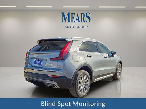 Used 2023 Cadillac XT4 Premium Luxury image 6