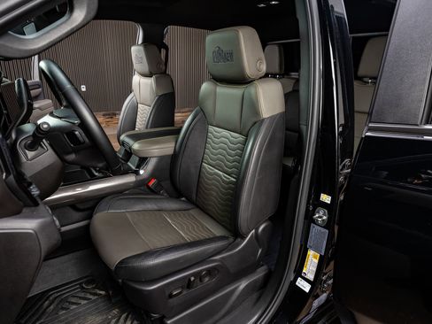 Used 2024 Chevrolet Silverado 2500 ZR2 w/ ZR2 Bison Edition image 29