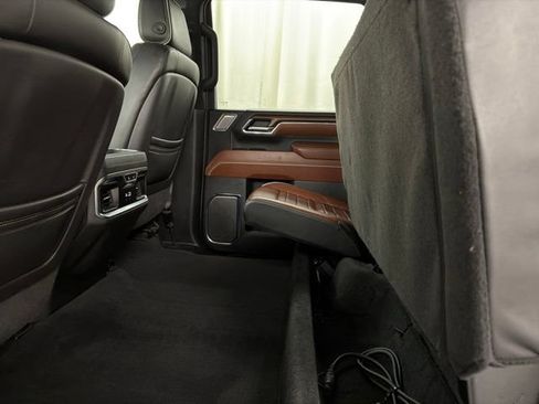 Used 2024 GMC Sierra 2500 Denali Ultimate AWD/4WD image 31