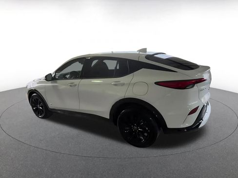 Used 2025 Buick Envista Sport Touring image 10