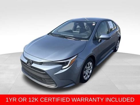Used 2026 Toyota Corolla LE FWD image 1
