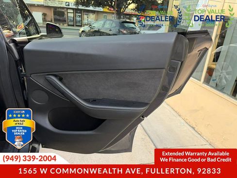 Used 2021 Tesla Model Y Long Range image 24