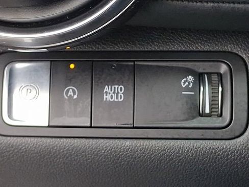 Used 2026 Chevrolet Equinox LT FWD image 23