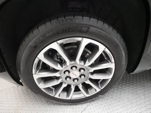 Used 2023 GMC Acadia Denali w/ Trailering Package FWD image 26