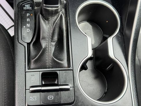 Used 2022 Kia K5 LX FWD image 19