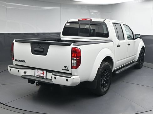 Used 2020 Nissan Frontier SV w/ Midnight Edition Floor Mats RWD image 7