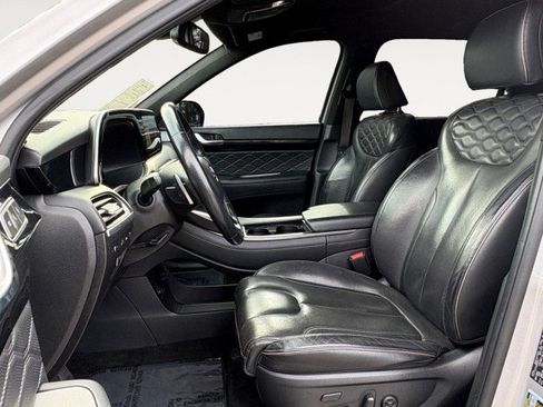 Used 2021 Hyundai Palisade Calligraphy w/ Cargo Package image 2
