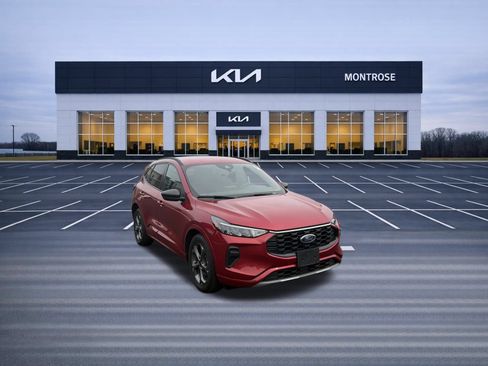 Used 2023 Ford Escape ST-Line w/ Equipment Group 301A FWD image 3