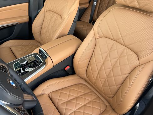 New 2026 BMW X5 xDrive40i w/ M Sport Package image 13