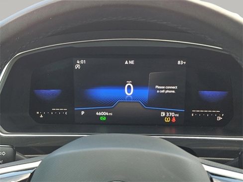 Used 2023 Volkswagen Tiguan SE R-Line image 32