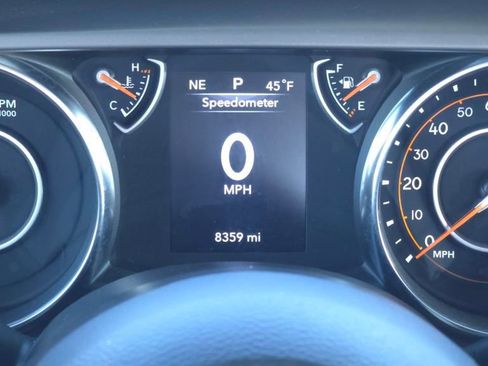 Used 2023 Jeep Wrangler Sport image 27