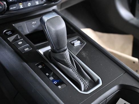 New 2026 Nissan Kicks SV w/ SV Premium Package image 16